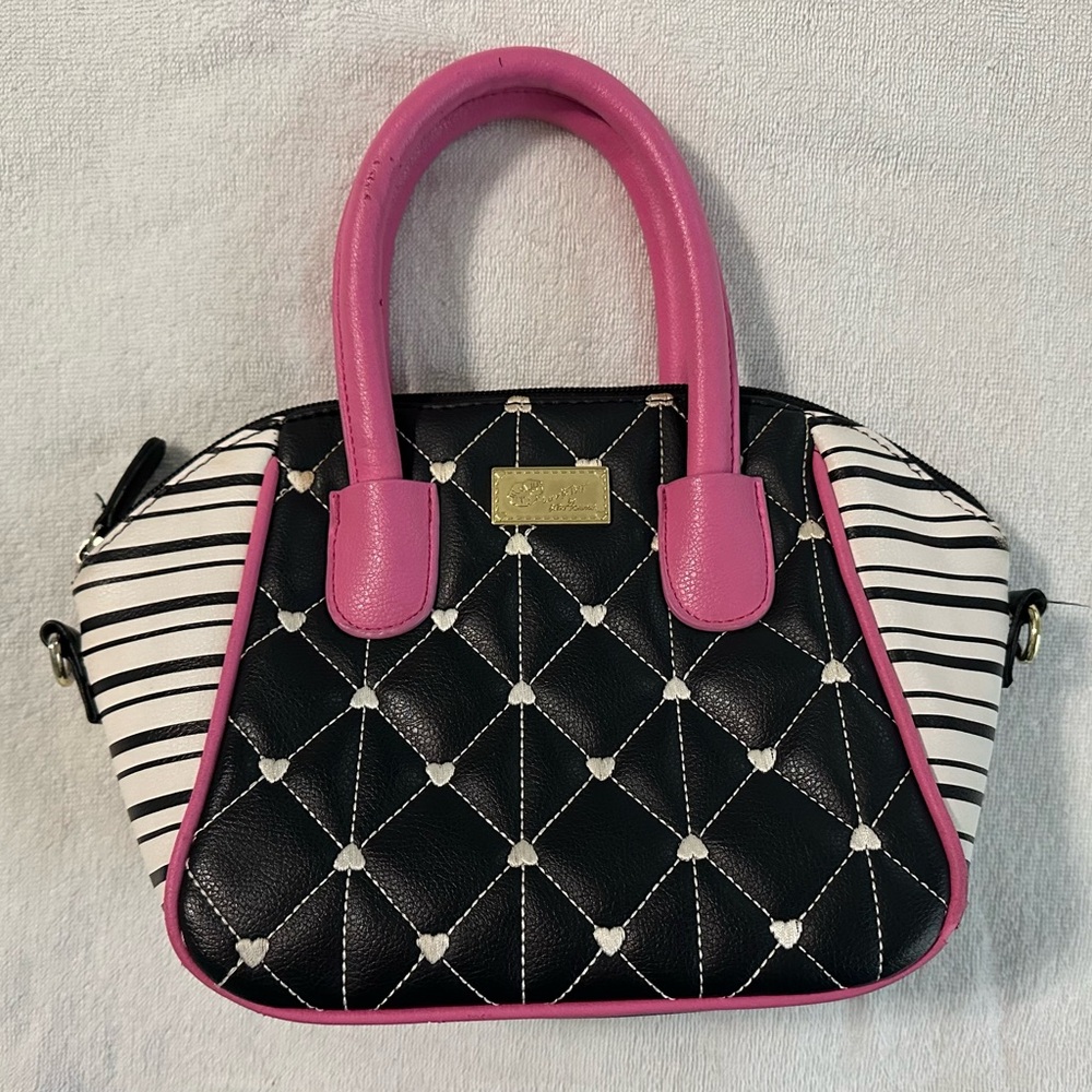 Luv Betsey by Betsey Johnson Y2K quilted faux‎ leather mini satchel